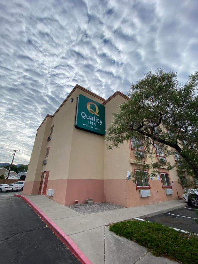 Quality Inn Albuquerque East I-40 Juan Tabo Exit Zewnętrze zdjęcie