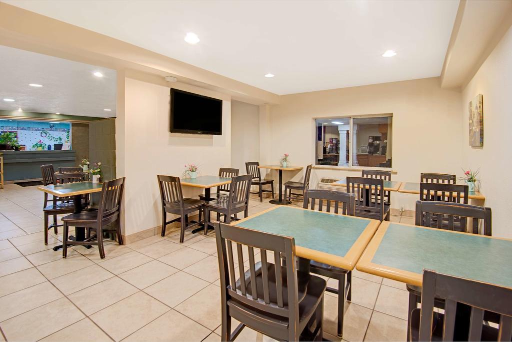 Quality Inn Albuquerque East I-40 Juan Tabo Exit Zewnętrze zdjęcie