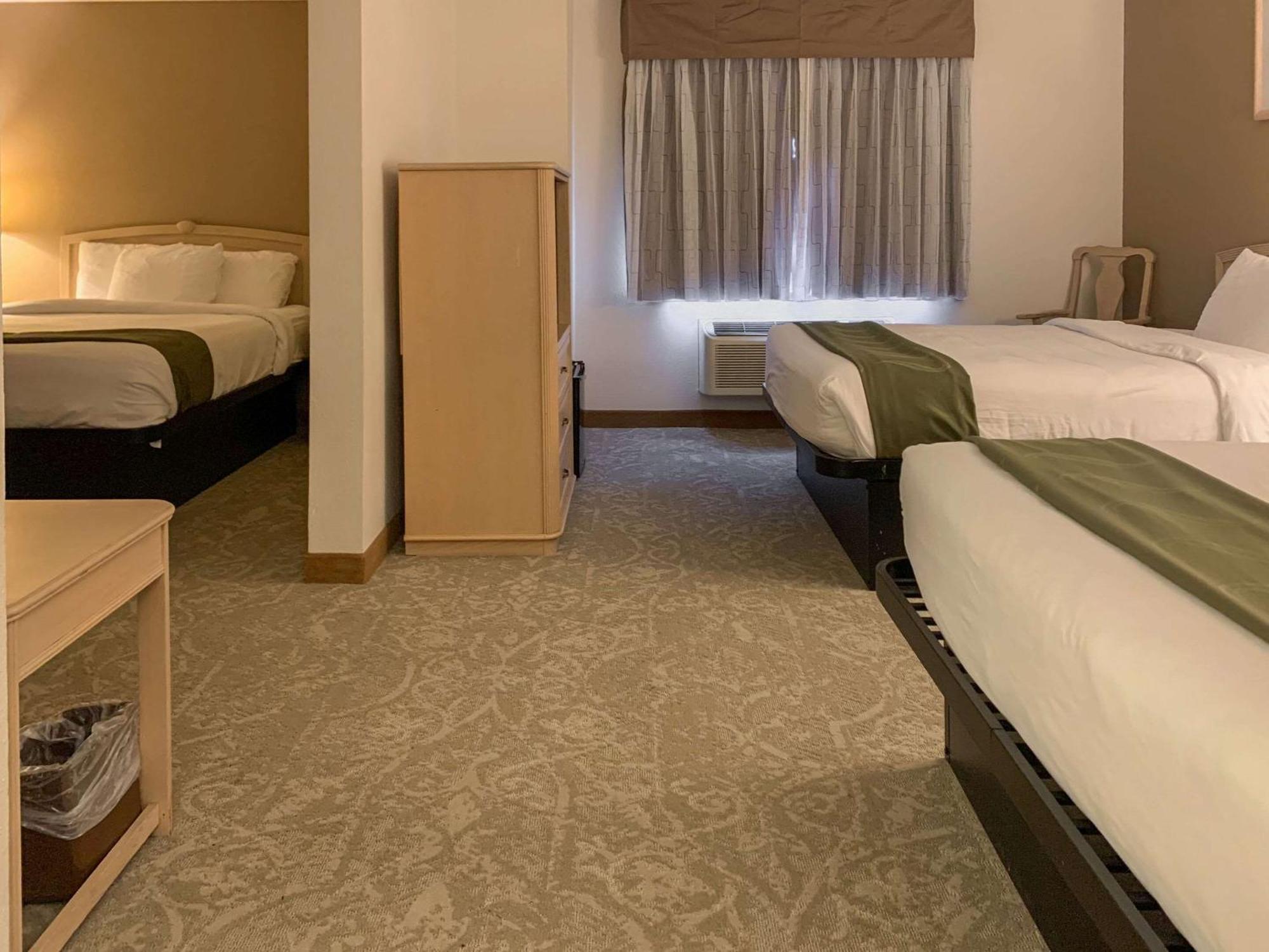 Quality Inn Albuquerque East I-40 Juan Tabo Exit Zewnętrze zdjęcie
